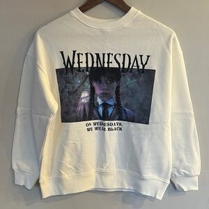 Zara White Sweatshirt with Black and Dark Graphic 'Wednesday' Print